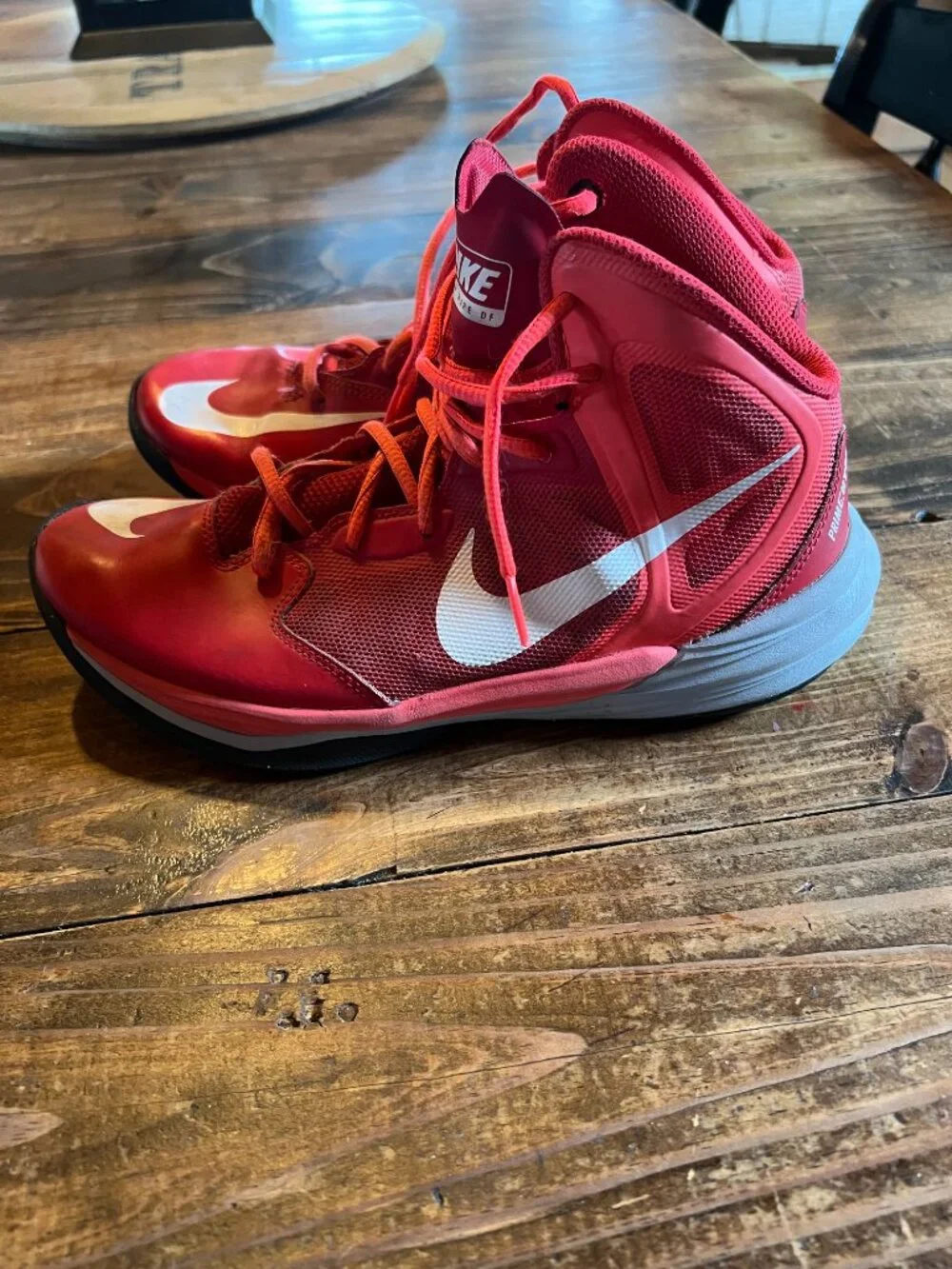 size 7 1/2 Nike